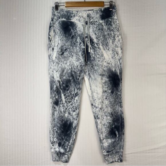 Lululemon Athletic Warm Down Black/White Marbled/Tie-Dye Jogger Sweatpant Size 6 - Picture 1 of 9